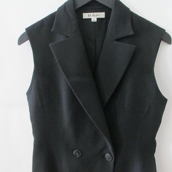 D UNIFORME BY DIOR SLEEVELESS JACKET - Picture 9 of 16